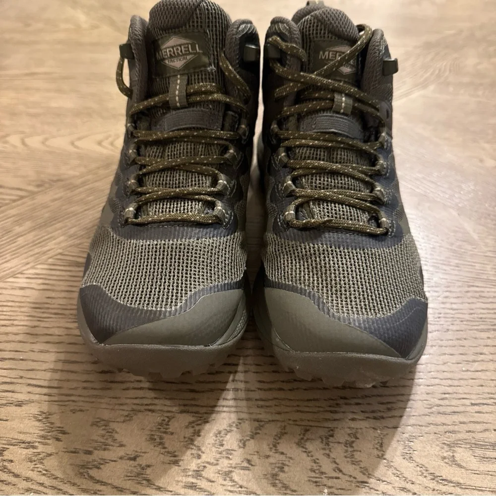 Merrell work men